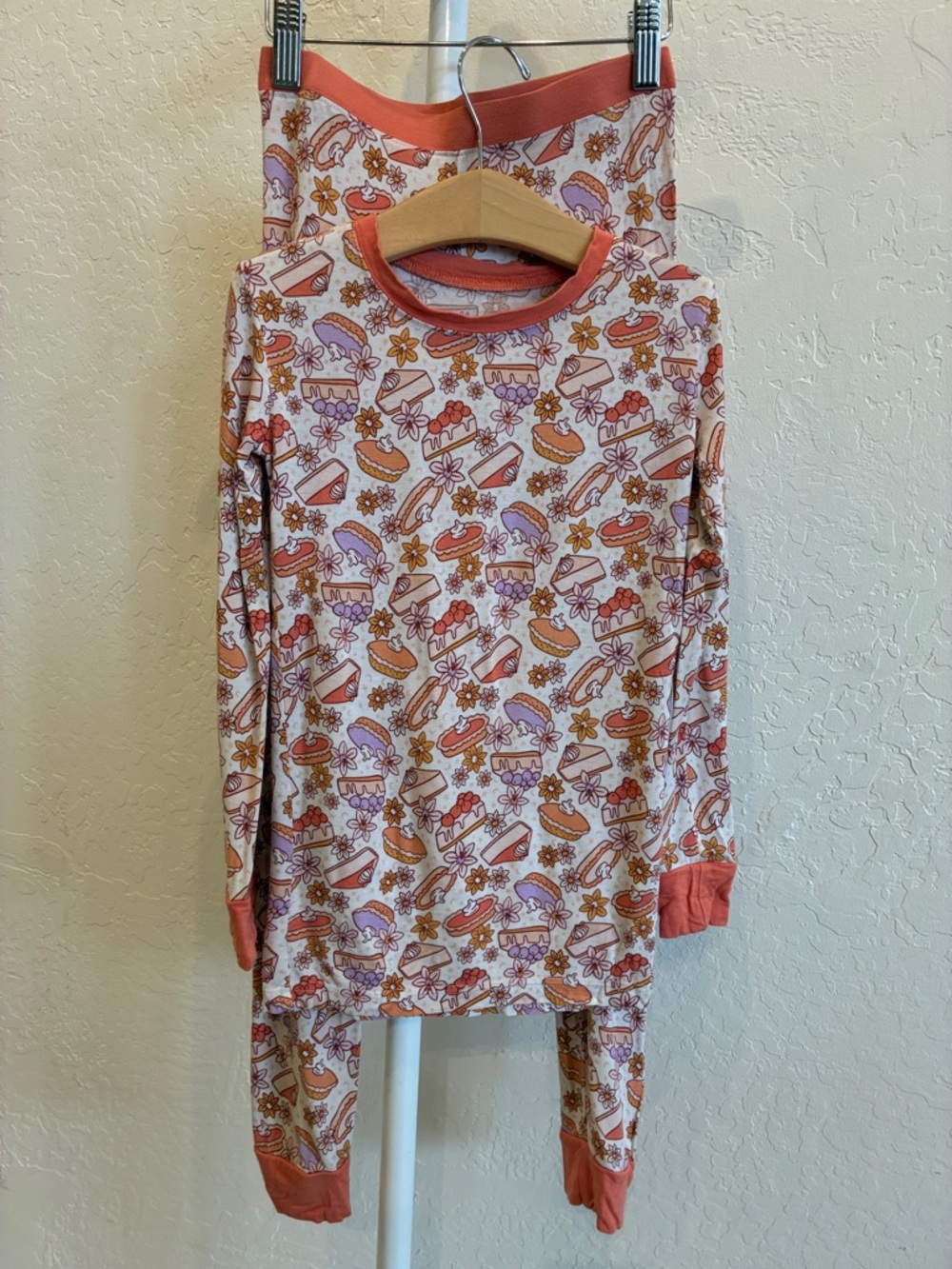 Coral Dessert-Print Long Sleeve Kids Pajama Top